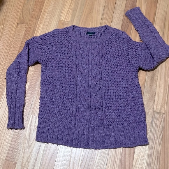 American Eagle Outfitters Crew Neck Sweater - Picture 1 of 4